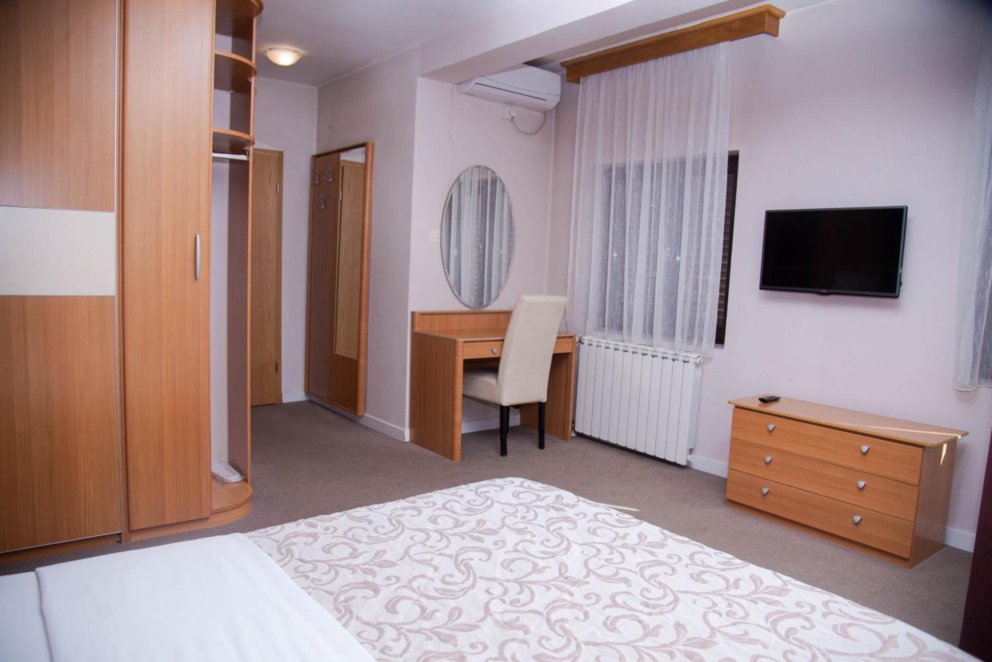 بييلو بوليي Hotel Dvor المظهر الخارجي الصورة