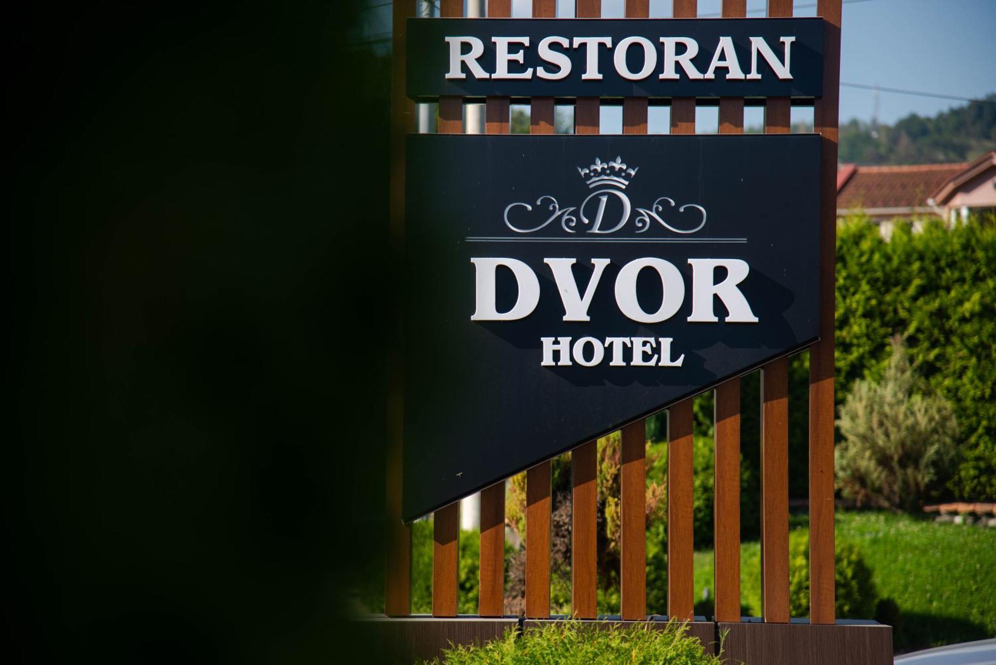 بييلو بوليي Hotel Dvor المظهر الخارجي الصورة
