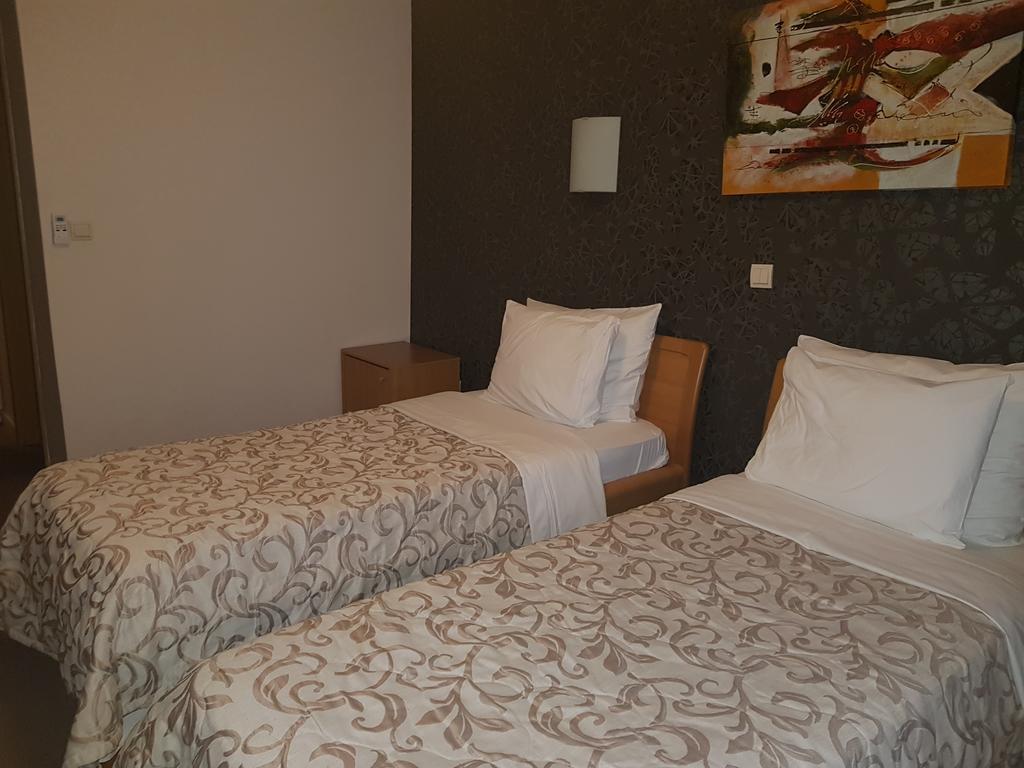 بييلو بوليي Hotel Dvor المظهر الخارجي الصورة
